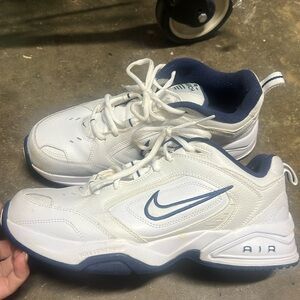 Nike Air Monarch IV Mens Running Trainers 415445 Shoes Size 10